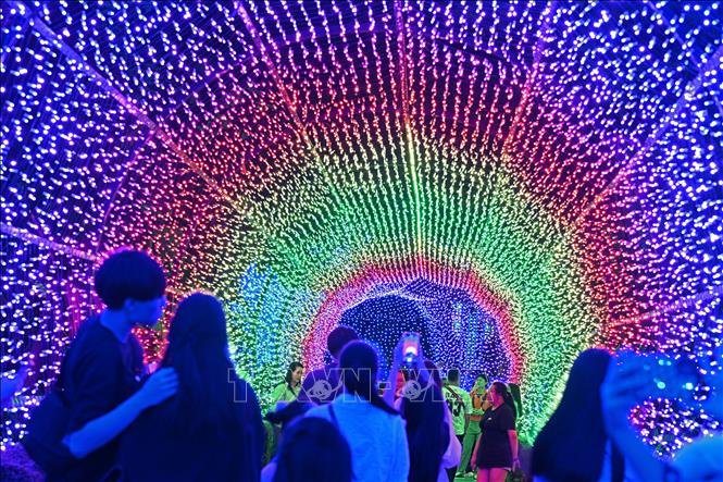 Ch&uacute; th&iacute;ch ảnh