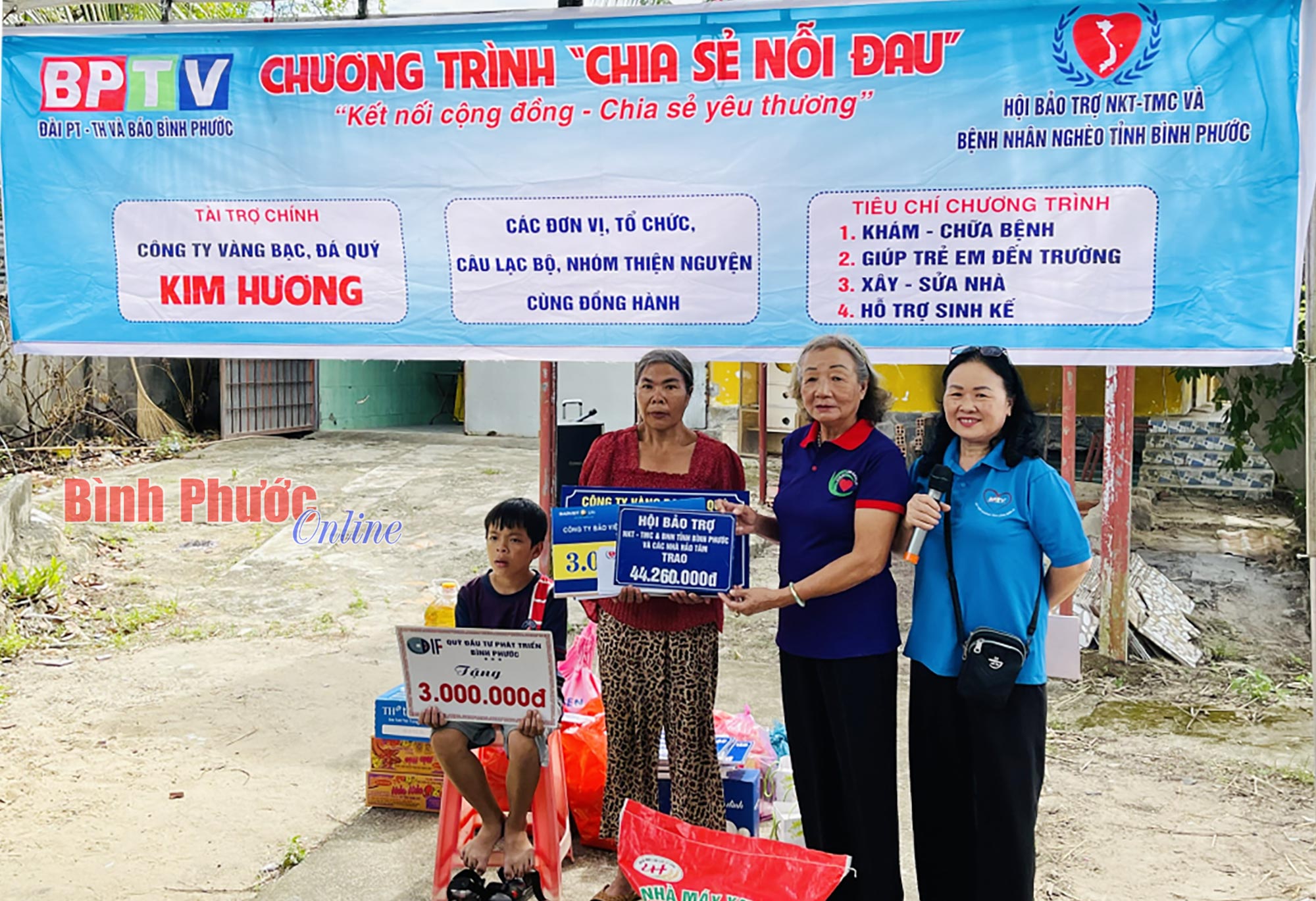 Tỉnh Hội Bình Phước trao tặng 350 triệu đồng cho 4 trẻ mồ côi huyện Hớn Quản