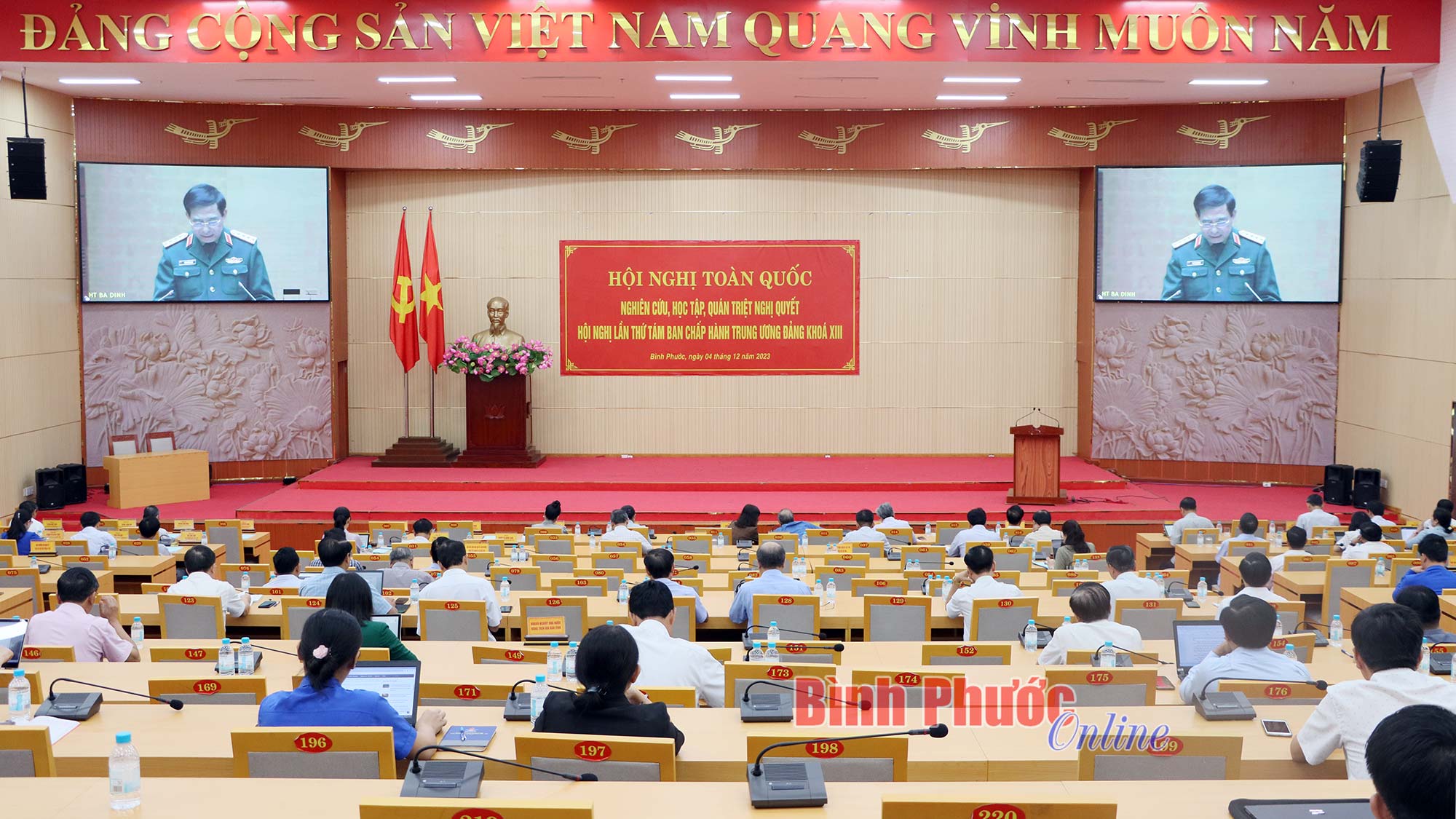 ​​​​​​​Đại tướng Phan Văn Giang, Ủy viên Bộ Chính trị, Phó Bí thư Quân ủy Trung ương, Bộ trưởng Bộ Quốc phòng truyền đạt chuyên đề “Chiến lược bảo vệ Tổ quốc trong tình hình mới”