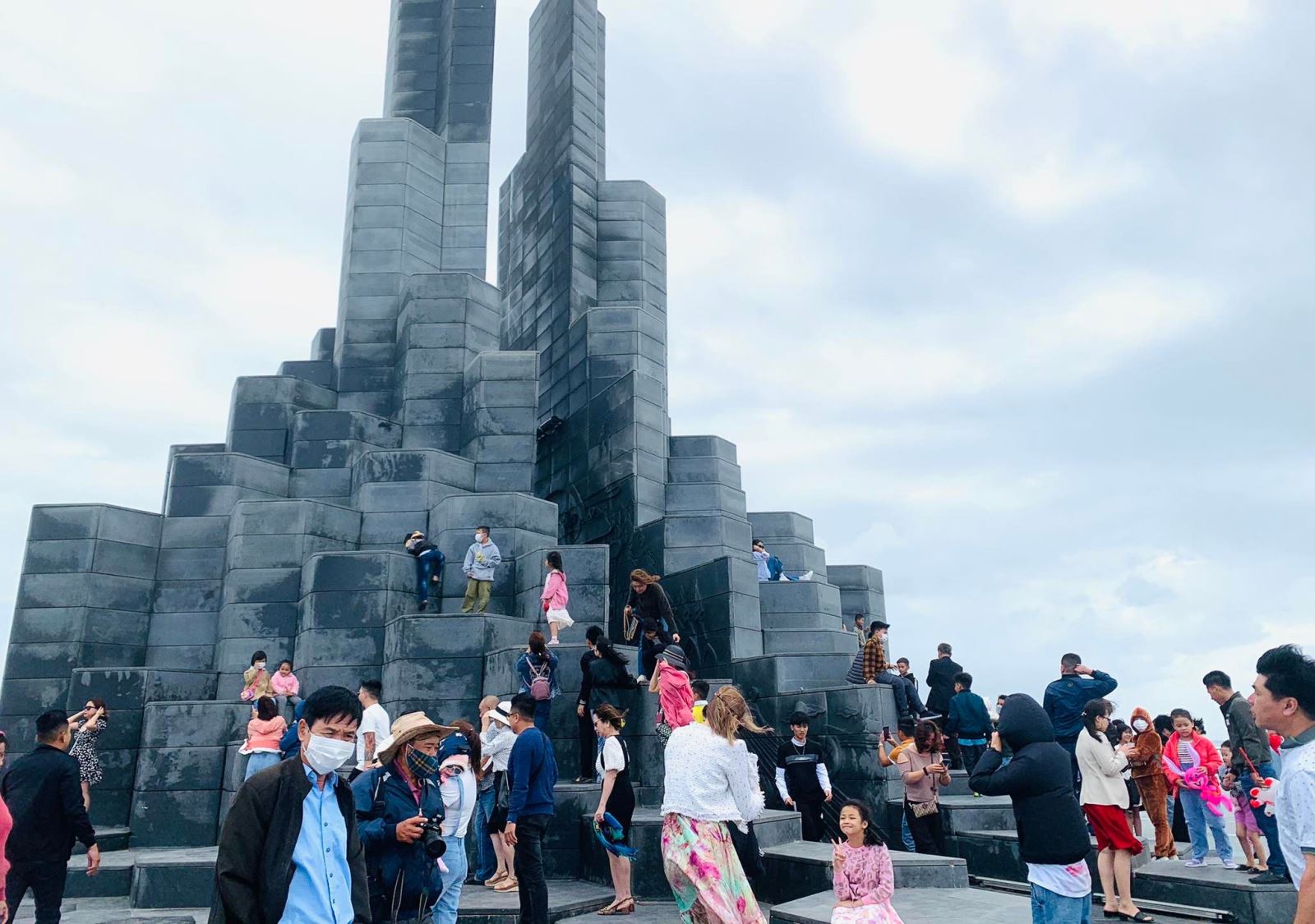 Ch&uacute; th&iacute;ch ảnh