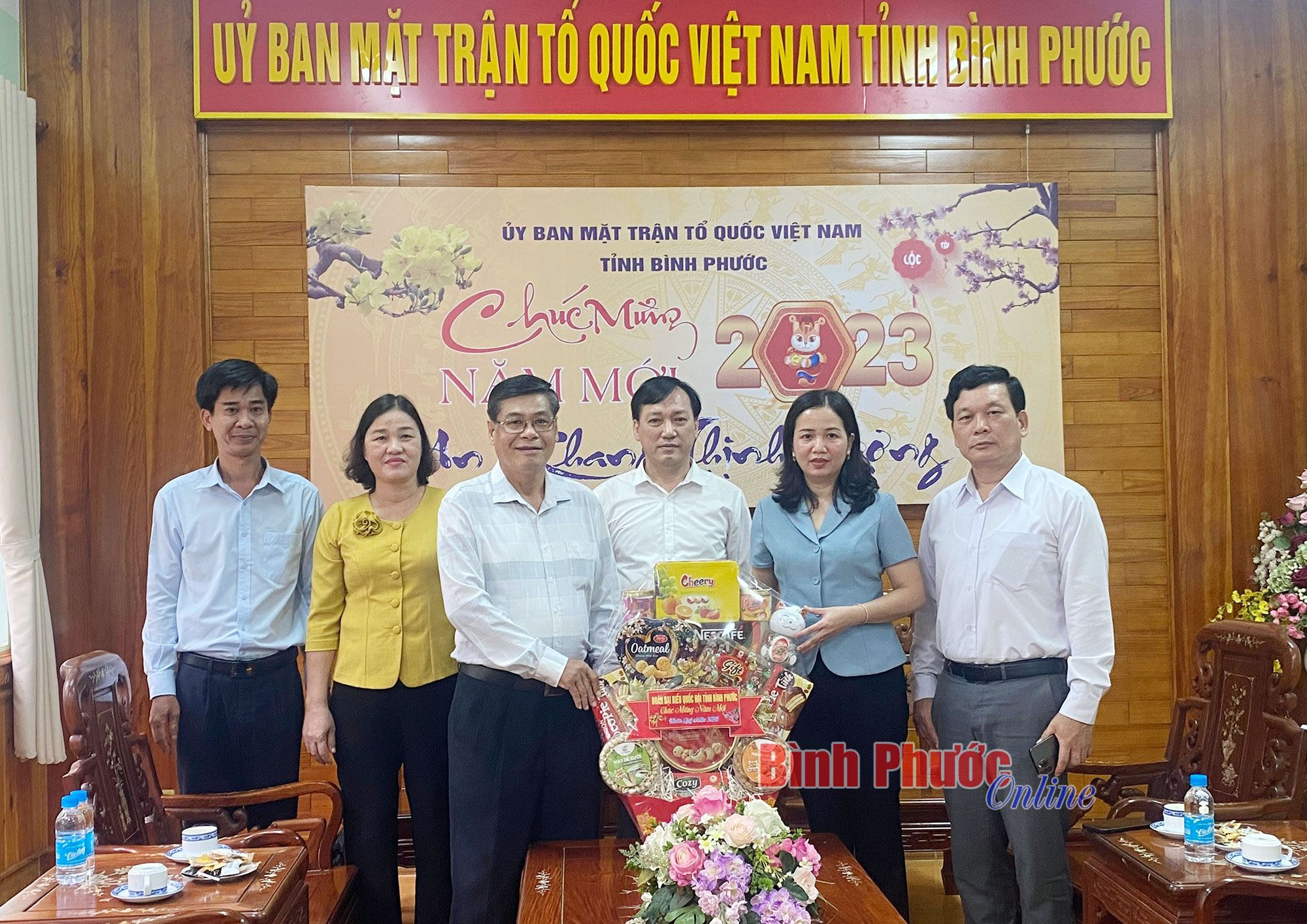 Đoàn đại biểu Quốc hội tỉnh chúc tết UBMTTQVN tỉnh và BPTV