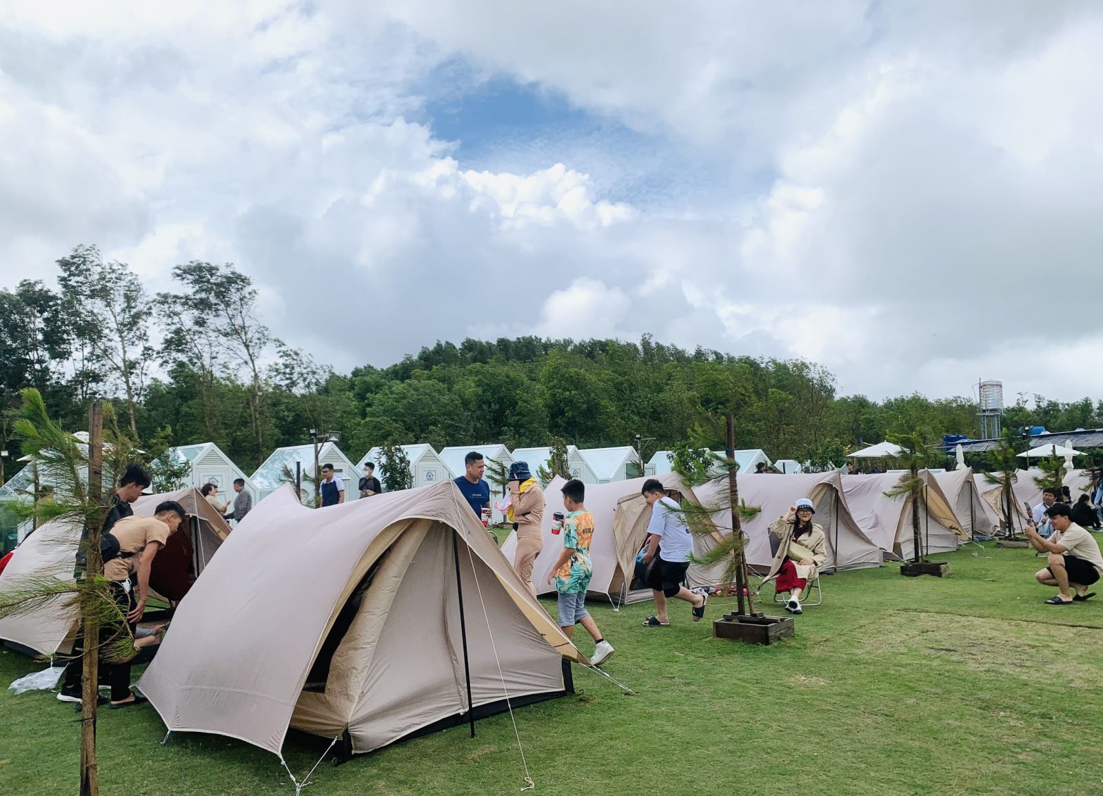 Ch&uacute; th&iacute;ch ảnh