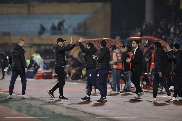 Can canh Ha Noi gianh Sieu cup Quoc gia, thiet lap ky luc moi hinh anh 9