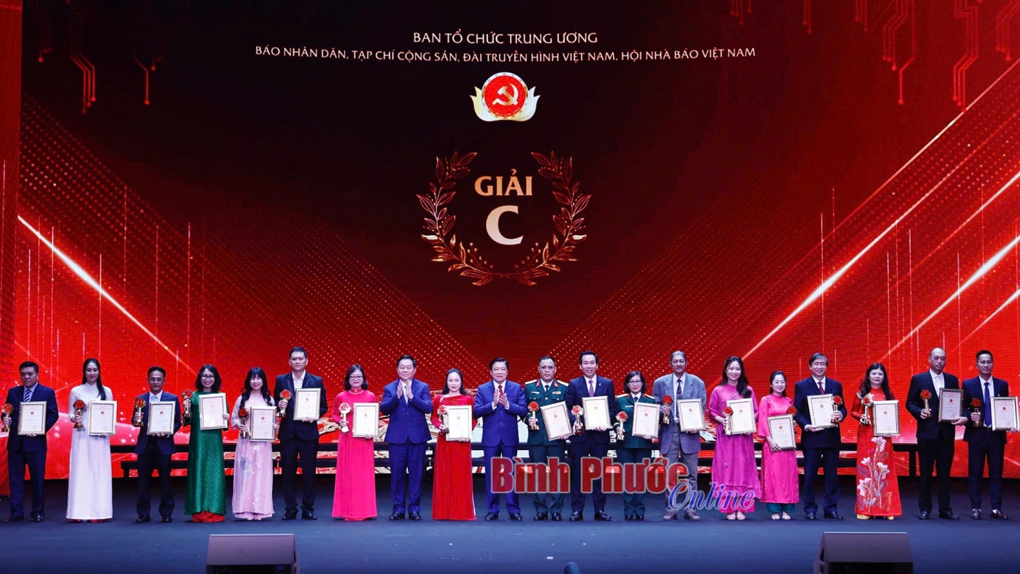 https://media.baobinhphuoc.com.vn/upload/news/1_2025/z6248123389936_e9885ba4fe45c855fe9164fce1ee7991_23073420012025.jpg