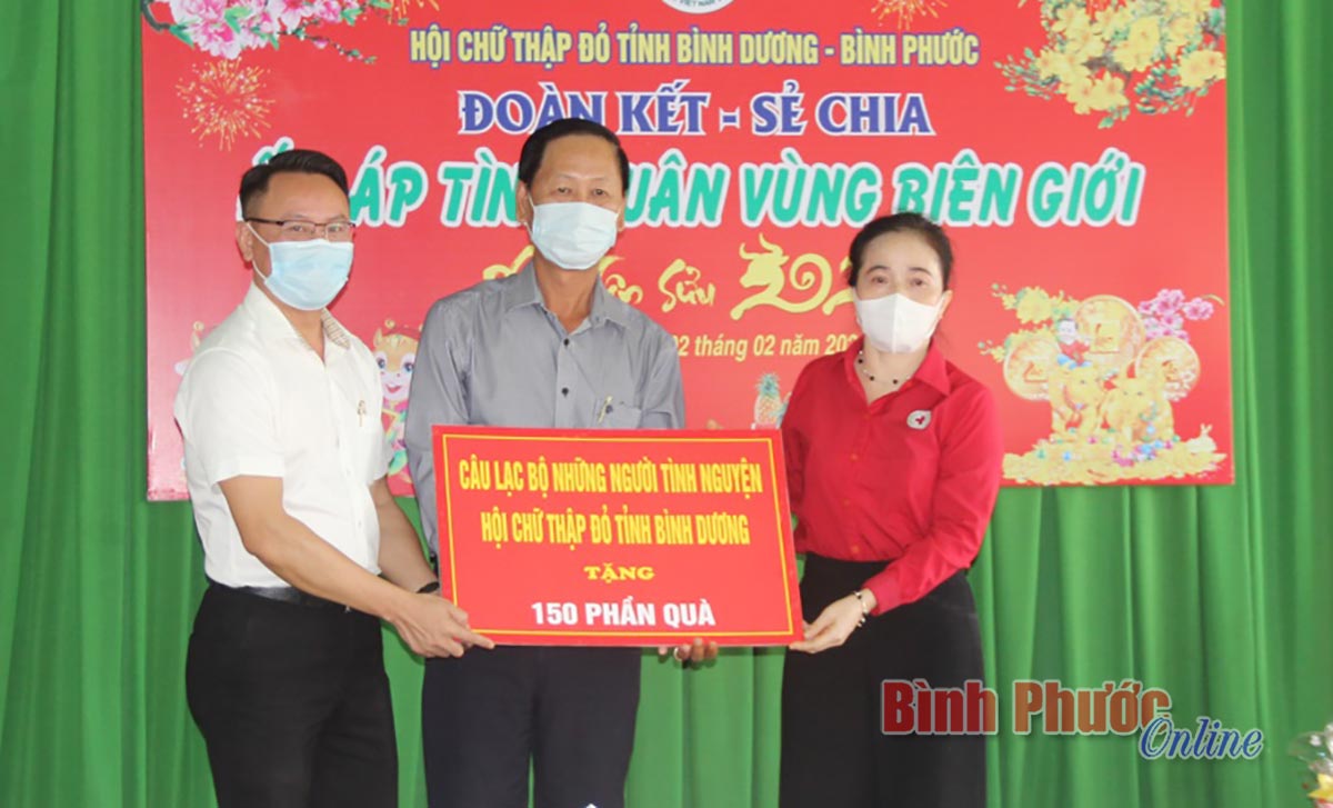 Những phần quà Tết nhiều ý nghĩa