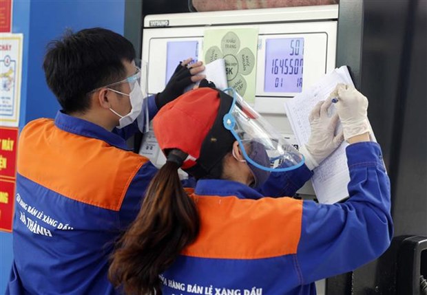 Giá xăng dầu liên tục tăng: Ngành logistics khó khăn chồng khó khăn hình ảnh 1 Gia xang dau lien tuc tang: Nganh logistics kho khan chong kho khan hinh anh 1