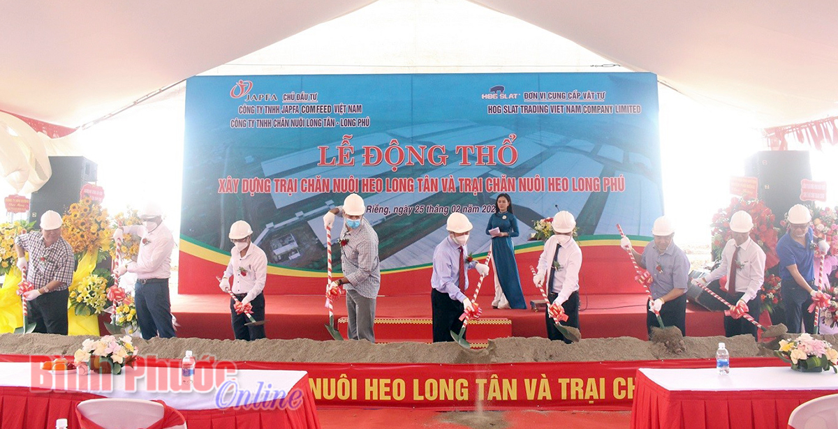 Động thổ xây dựng 2 trang trại heo thịt tại huyện Phú Riềng