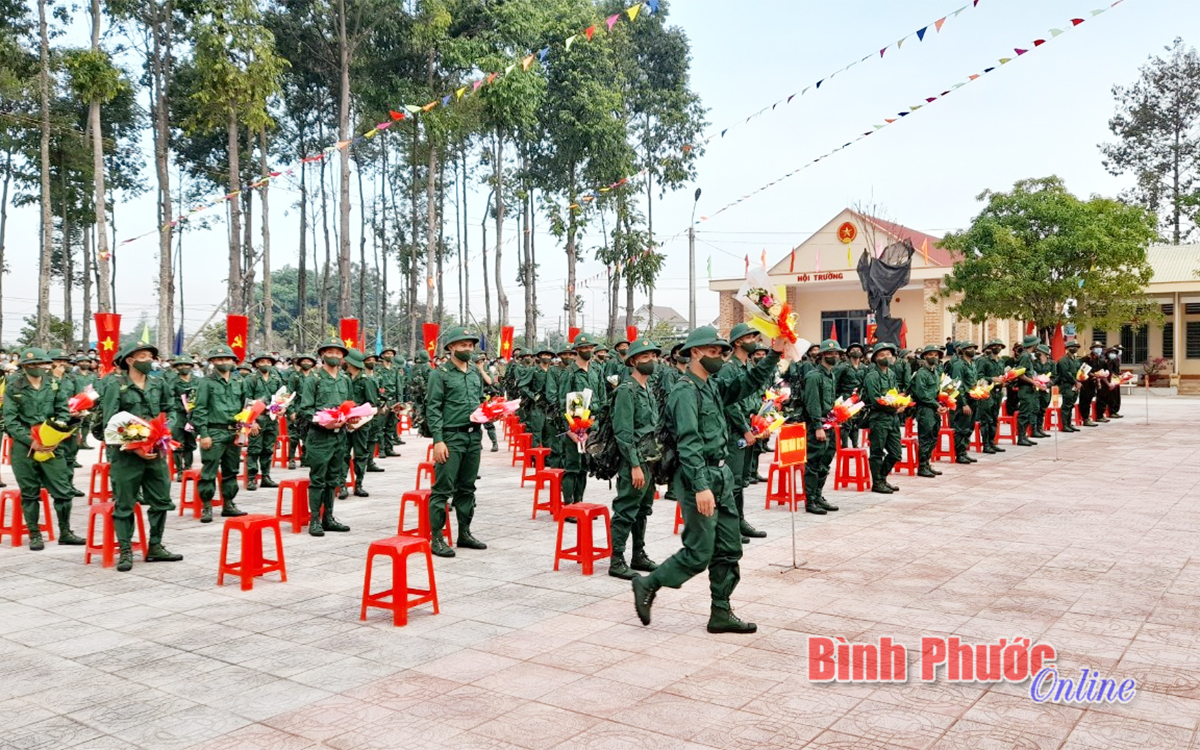 Phát triển Đảng trong thanh niên nhập ngũ: Số lượng đi liền với chất lượng