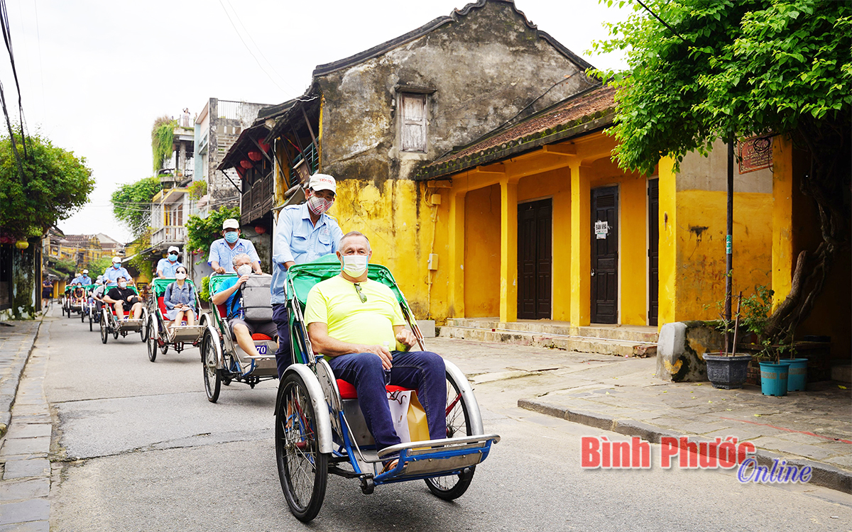 Đẩy mạnh chuyển đổi số trong lĩnh vực du lịch