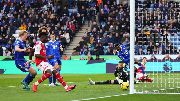 Premier League: Arsenal, Man City song hành đến ngôi vương hình ảnh 1 Premier League: Arsenal, Man City song hanh den ngoi vuong hinh anh 1