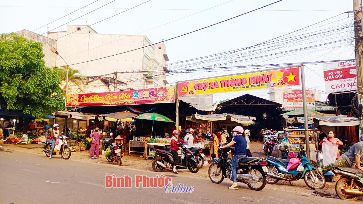 Nhộn nhịp chợ nông thôn những ngày cận tết