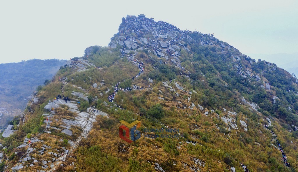 Yên Tử điểm đến đầy ý nghĩa đặc biệt là sự hùng vĩ và linh thiên nơi cõi Phật