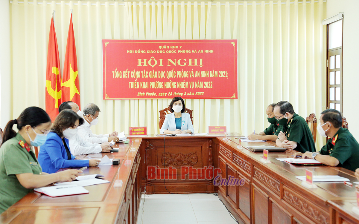 Quân khu 7 tổng kết công tác giáo dục quốc phòng, an ninh năm 2021