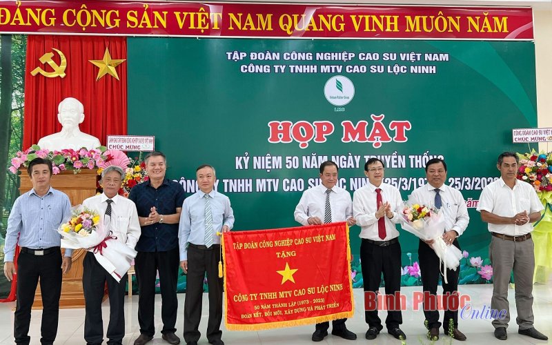 Cao su Lộc Ninh - 50 năm khơi dòng nhựa trắng - Binh Phuoc, Tin tuc ...