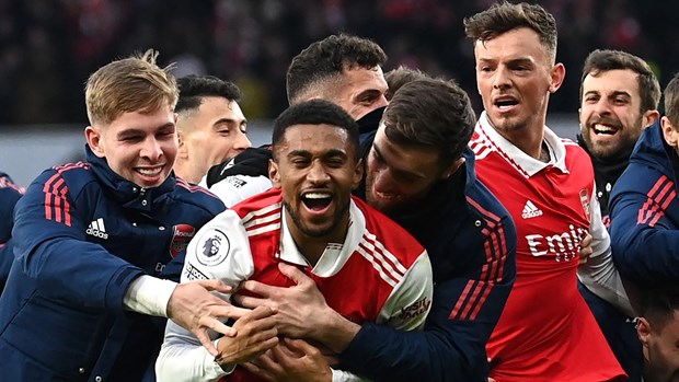 Premier League: Arsenal ngược dòng kịch tính, Chelsea cắt mạch thua hình ảnh 1 Premier League: Arsenal nguoc dong kich tinh, Chelsea cat mach thua hinh anh 1