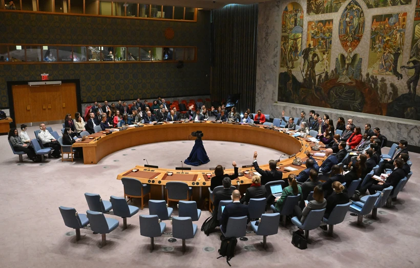 Hội đồng Bảo an Liên hợp quốc nhóm họp khẩn cấp để bỏ phiếu về bản dự thảo nghị quyết do Mỹ đề xuất nhằm kêu gọi ngừng bắn ngay lập tức tại Gaza, ngày 22/3/2024. (Ảnh: AFP/TTXVN) 