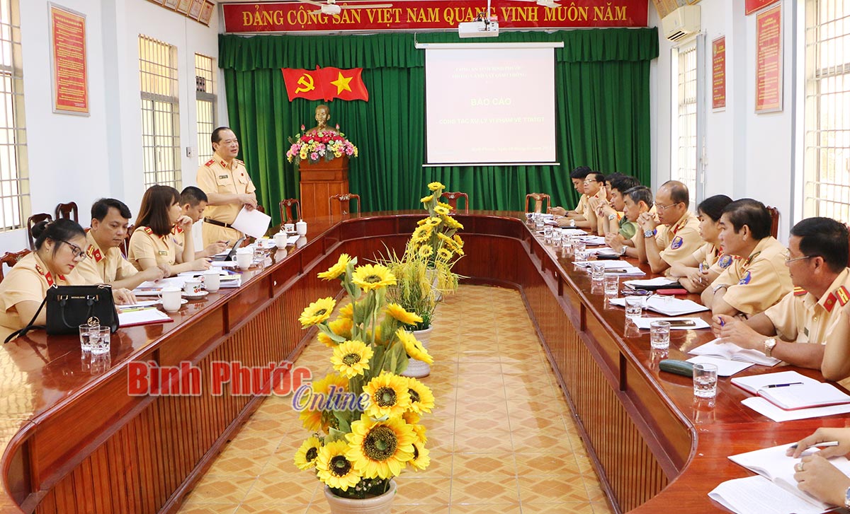 Cục Cảnh sát giao thông kiểm tra tại Công an tỉnh - Binh Phuoc, Tin tuc Binh  Phuoc, Tin mới tỉnh Bình Phước