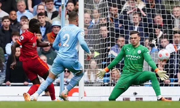 Man City và Liverpool khiến cuộc đua ngôi vương trở nên kịch tính hình ảnh 2 Man City va Liverpool khien cuoc dua ngoi vuong tro nen kich tinh hinh anh 2