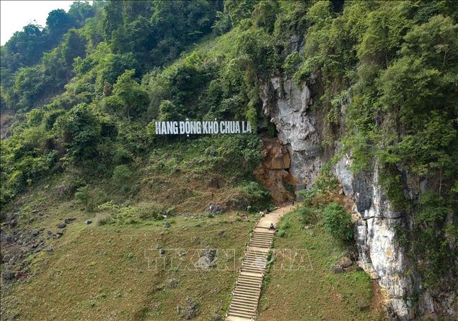 Ch&uacute; th&iacute;ch ảnh