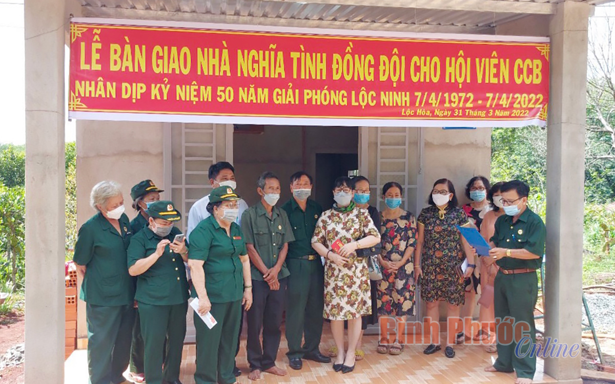 Thi đua lập thành tích kỷ niệm 50 năm Ngày giải phóng Lộc Ninh