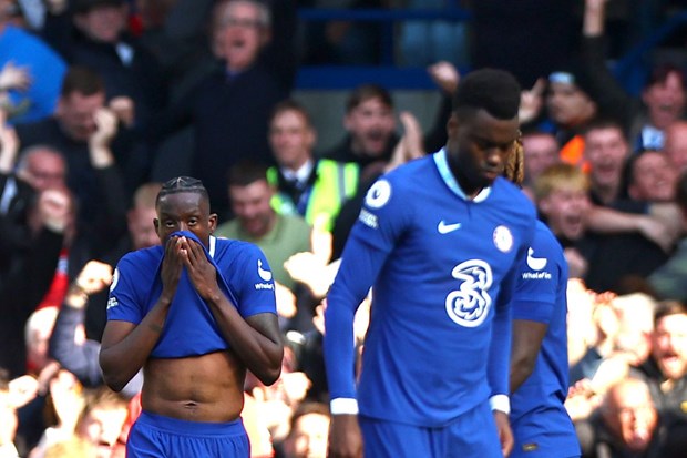 Premier League: Manchester City chỉ còn kém Arsenal 3 điểm hình ảnh 2 Premier League: Manchester City chi con kem Arsenal 3 diem hinh anh 2