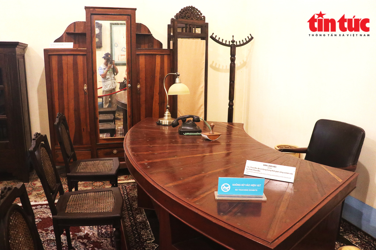 Ch&uacute; th&iacute;ch ảnh