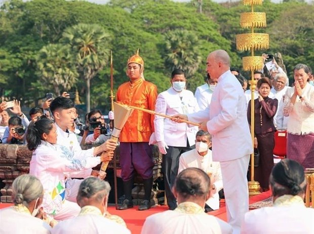 Thu do Phnom Penh dam bao an ninh cho le ruoc duoc SEA Games 32 hinh anh 1