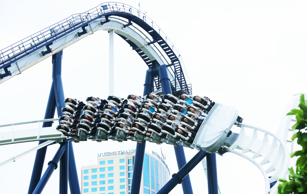 Tổ hợp vui chơi giải trí Sun world Hạ Long giảm giá đến 60% để thu hút du khách.