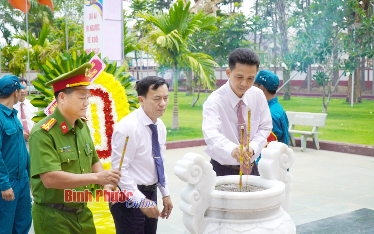 Xã Phú Riềng được công nhận đạt chuẩn nông thôn mới nâng cao