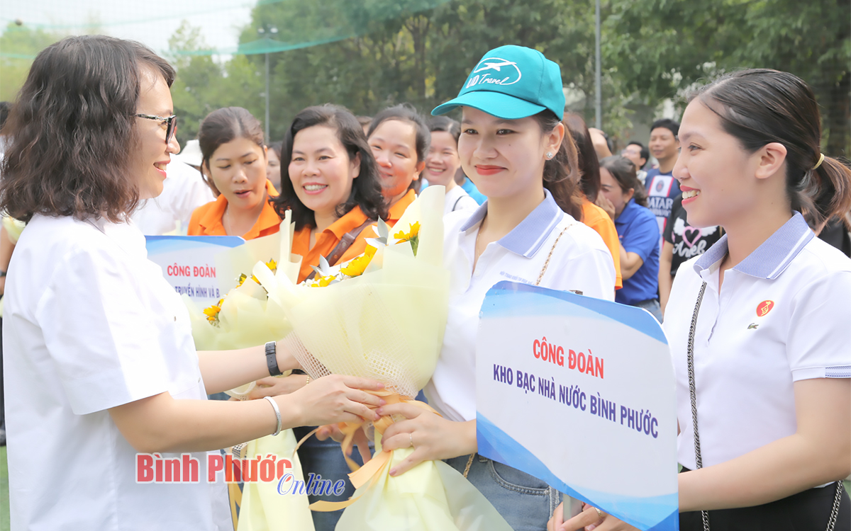 Sôi nổi hội thao chào mừng Đại hội Công đoàn cơ sở - Binh Phuoc ...