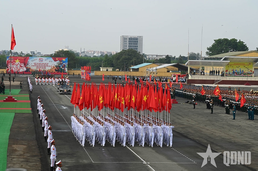 Tổng hợp luyện các lực lượng tham gia diễu binh, diễu hành Kỷ niệm 50 năm Ngày giải phóng miền Nam, thống nhất đất nước