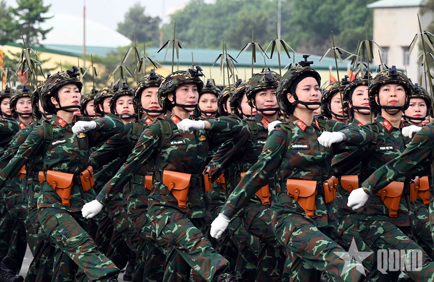 Tổng hợp luyện các lực lượng tham gia diễu binh, diễu hành Kỷ niệm 50 năm Ngày giải phóng miền Nam, thống nhất đất nước