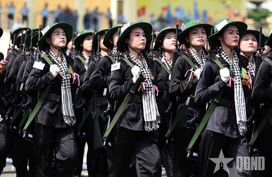 Tổng hợp luyện các lực lượng tham gia diễu binh, diễu hành Kỷ niệm 50 năm Ngày giải phóng miền Nam, thống nhất đất nước