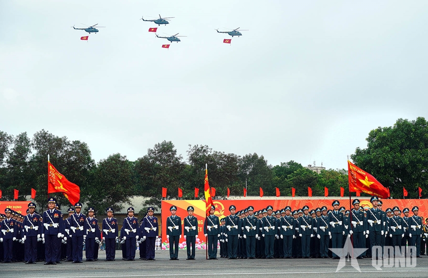 Tổng hợp luyện các lực lượng tham gia diễu binh, diễu hành Kỷ niệm 50 năm Ngày giải phóng miền Nam, thống nhất đất nước