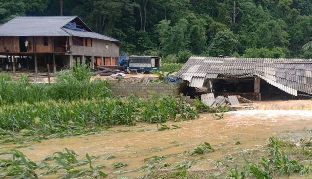 Chín người tử vong do mưa lũ, sét đánh và sạt lở đất trong tuần qua