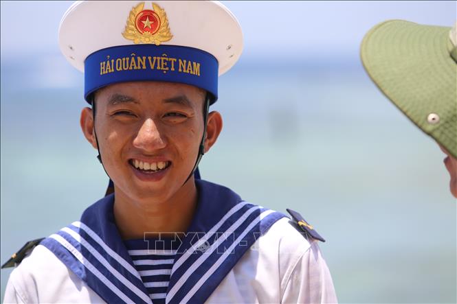 Rạng ngời nụ cười người lính hải quân trên quần đảo Trường Sa - Binh Phuoc,  Tin tuc Binh Phuoc, Tin mới tỉnh Bình Phước