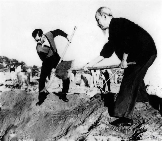 Ch&uacute; th&iacute;ch ảnh