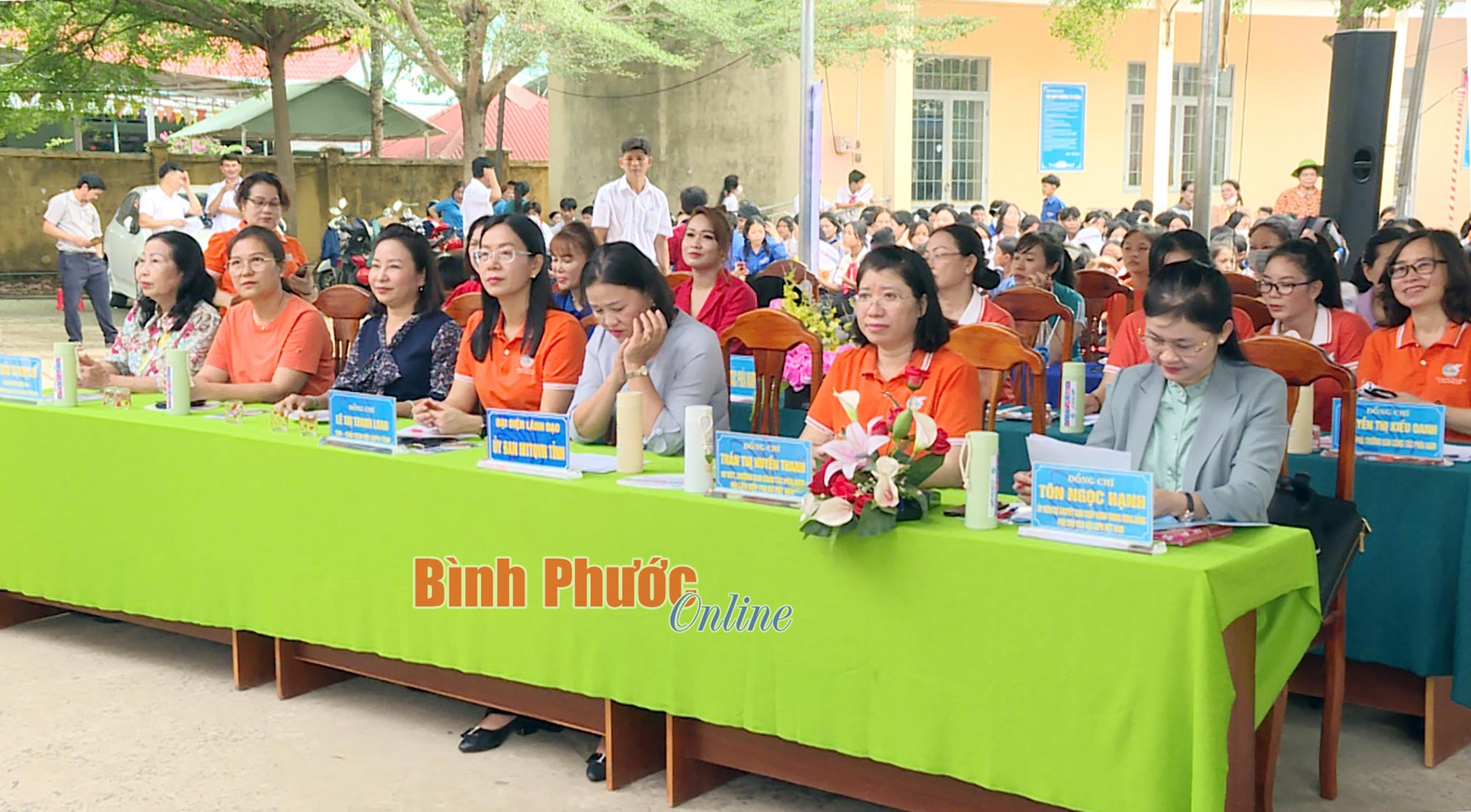 Lộc Ninh: Hơn 2.7 tỷ đồng hỗ trợ người dân khó khăn
