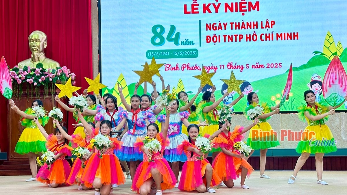 Thiếu nhi Bình Phước tự hào tiếp bước truyền thống Đội