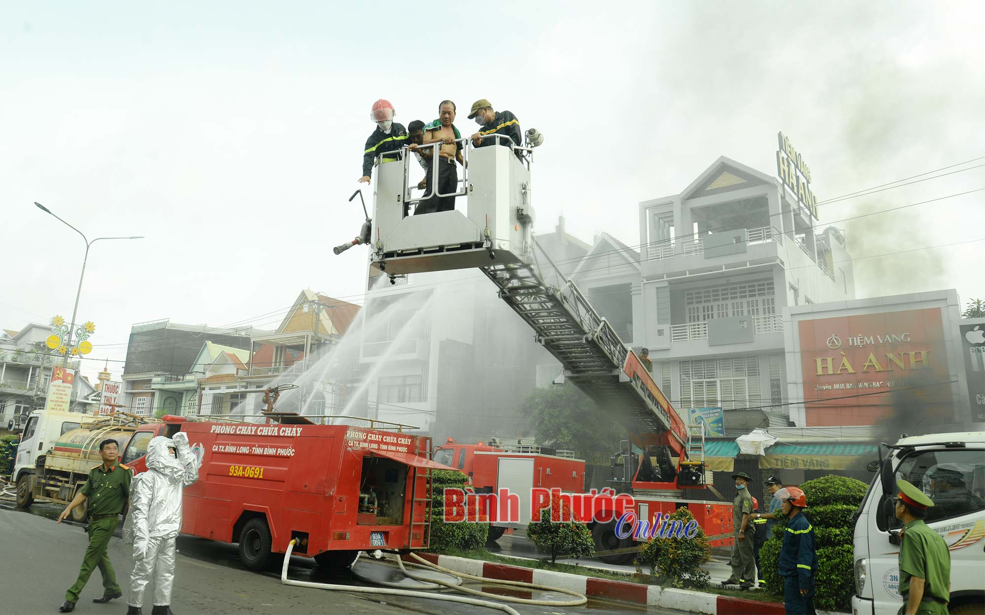 Bình Long diễn tập, thực tập phương án chữa cháy và cứu hộ, cứu nạn