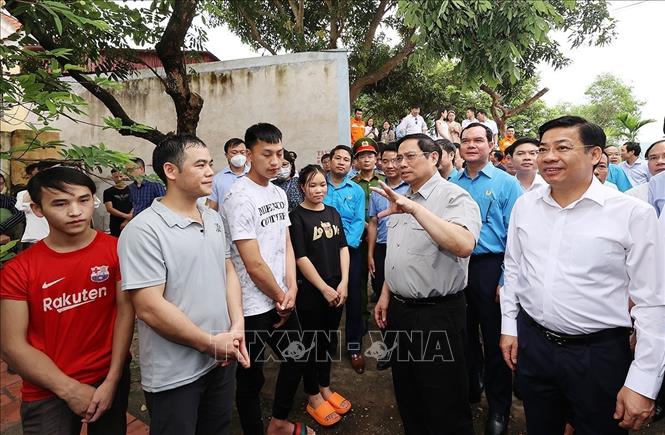 Thủ tướng Phạm Minh Chính gặp gỡ, đối thoại với công nhân lao động