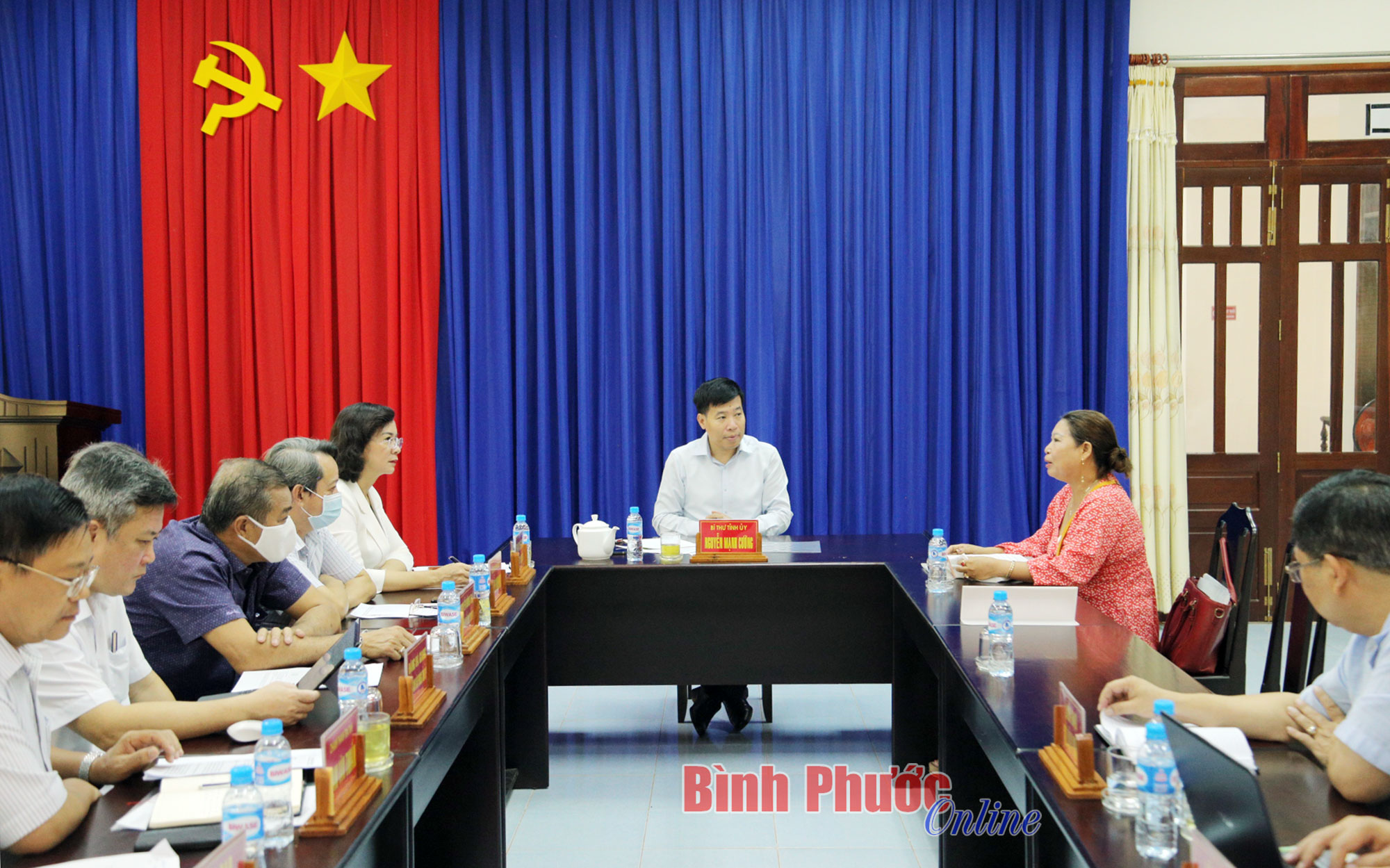 Bí thư Tỉnh ủy Nguyễn Mạnh Cường tiếp công dân