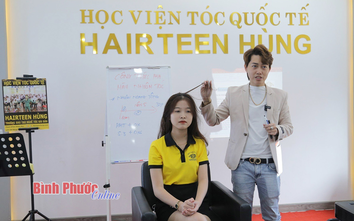 SALON Tóc Nam Hùng NGuyễn  Hair Salon