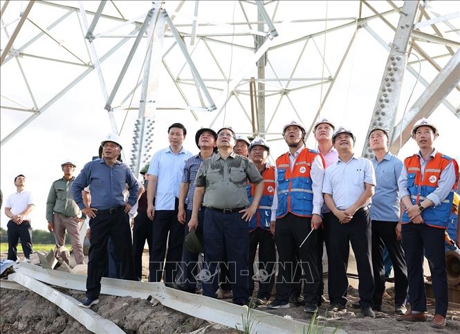 Thủ tướng Phạm Minh Chính đôn đốc thi công đường dây tải điện 500 kV ...