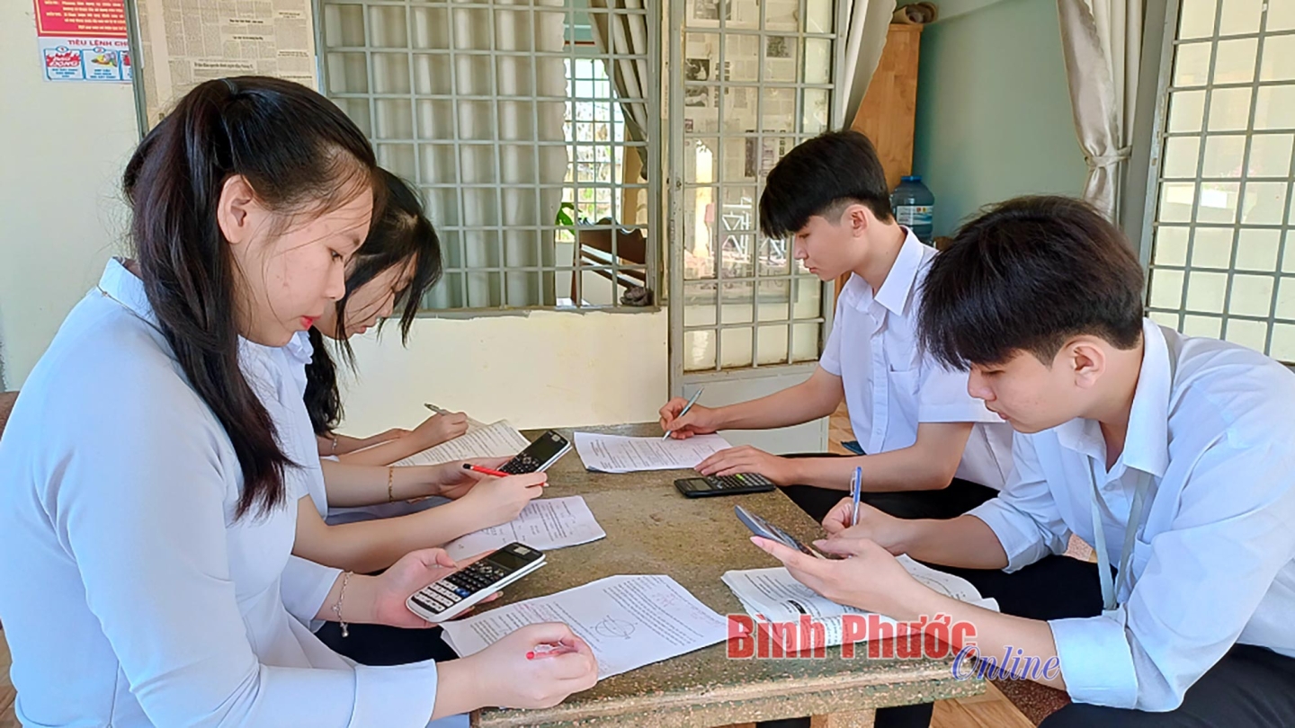 Trường THCS&THPT Đắk Mai sẵn sàng cho kỳ thi tốt nghiệp THPT - Binh ...