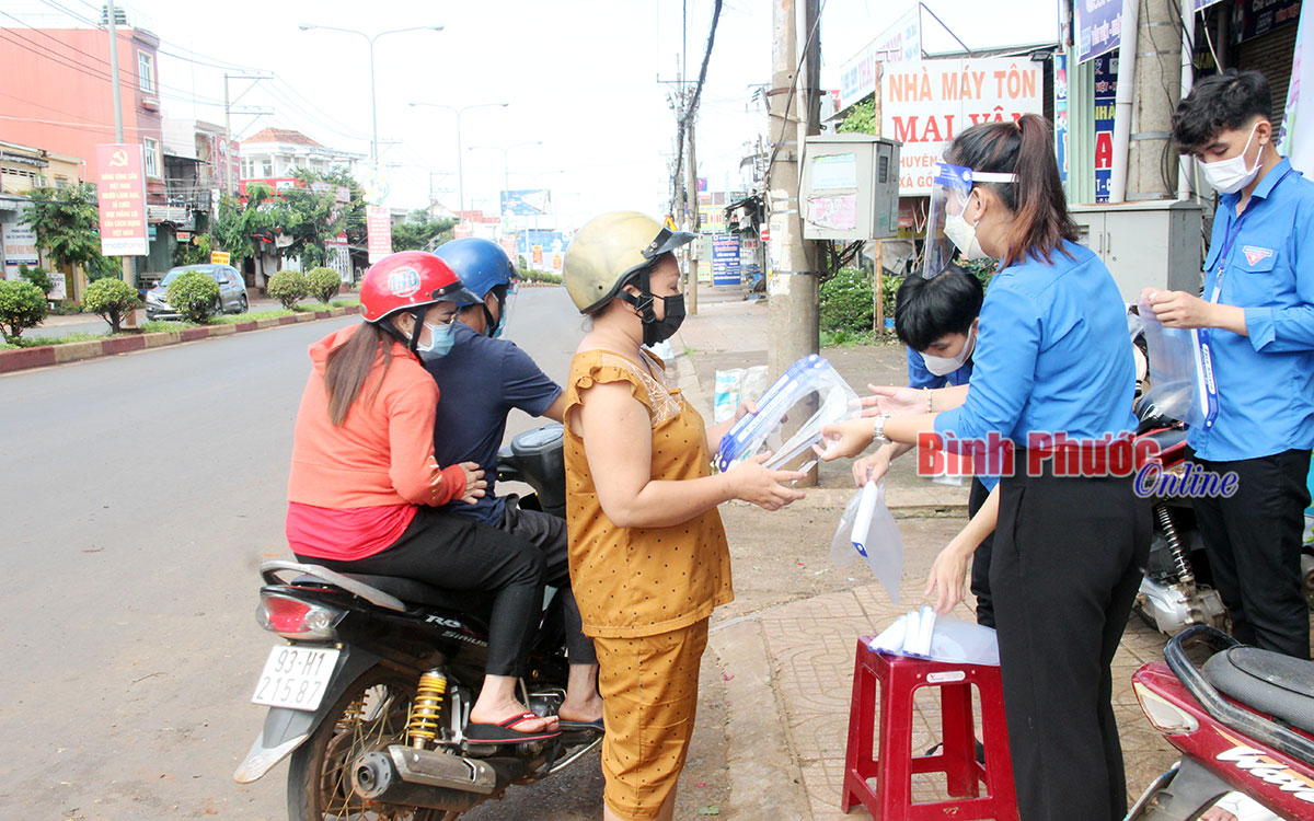 Nhân lên những tấm lòng nhân ái