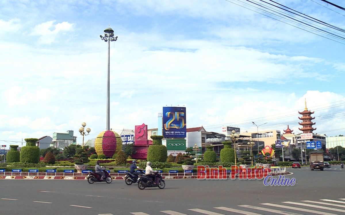 Thành phố Đồng Xoài quyết liệt giãn cách để “dập dịch”