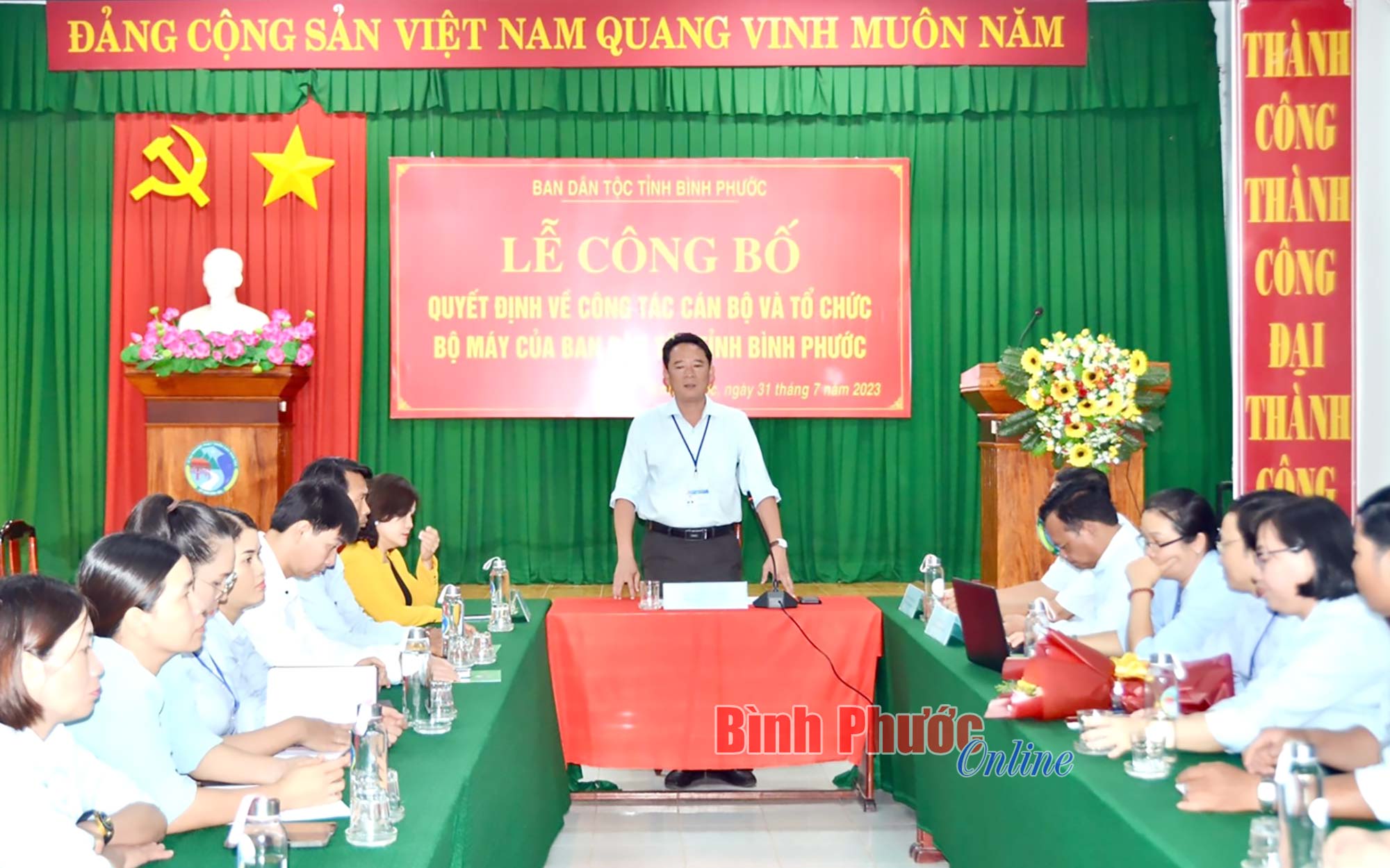 Ban Dân tộc công bố bộ máy mới