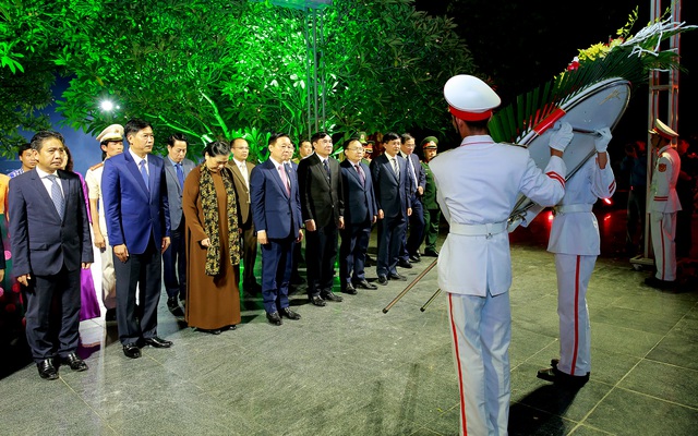 Dựng xây đất nước đẹp giàu là sự tri ân ý nghĩa nhất với các anh hùng, liệt sĩ - Ảnh 2. Dựng xây đất nước đẹp giàu là sự tri ân ý nghĩa nhất với các anh hùng, liệt sĩ - Ảnh 2.