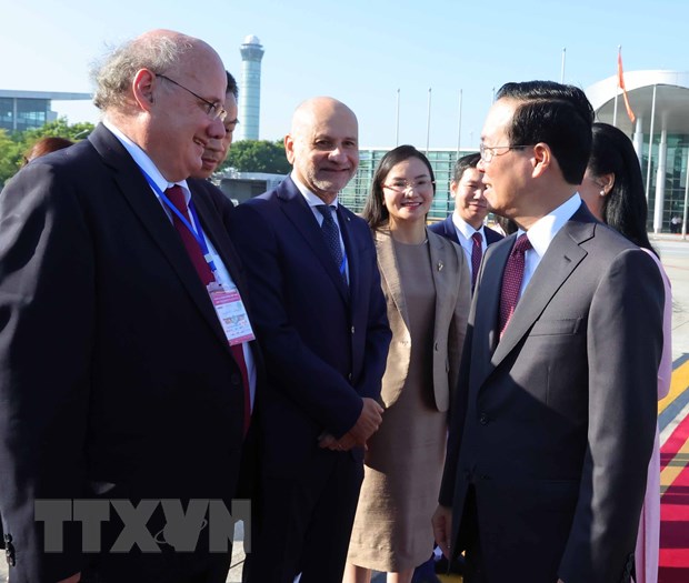 Chủ tịch nước lên đường thăm Cộng hòa Áo, Italy và Tòa thánh Vatican hình ảnh 2 Chu tich nuoc len duong tham Cong hoa Ao, Italy va Toa thanh Vatican hinh anh 2